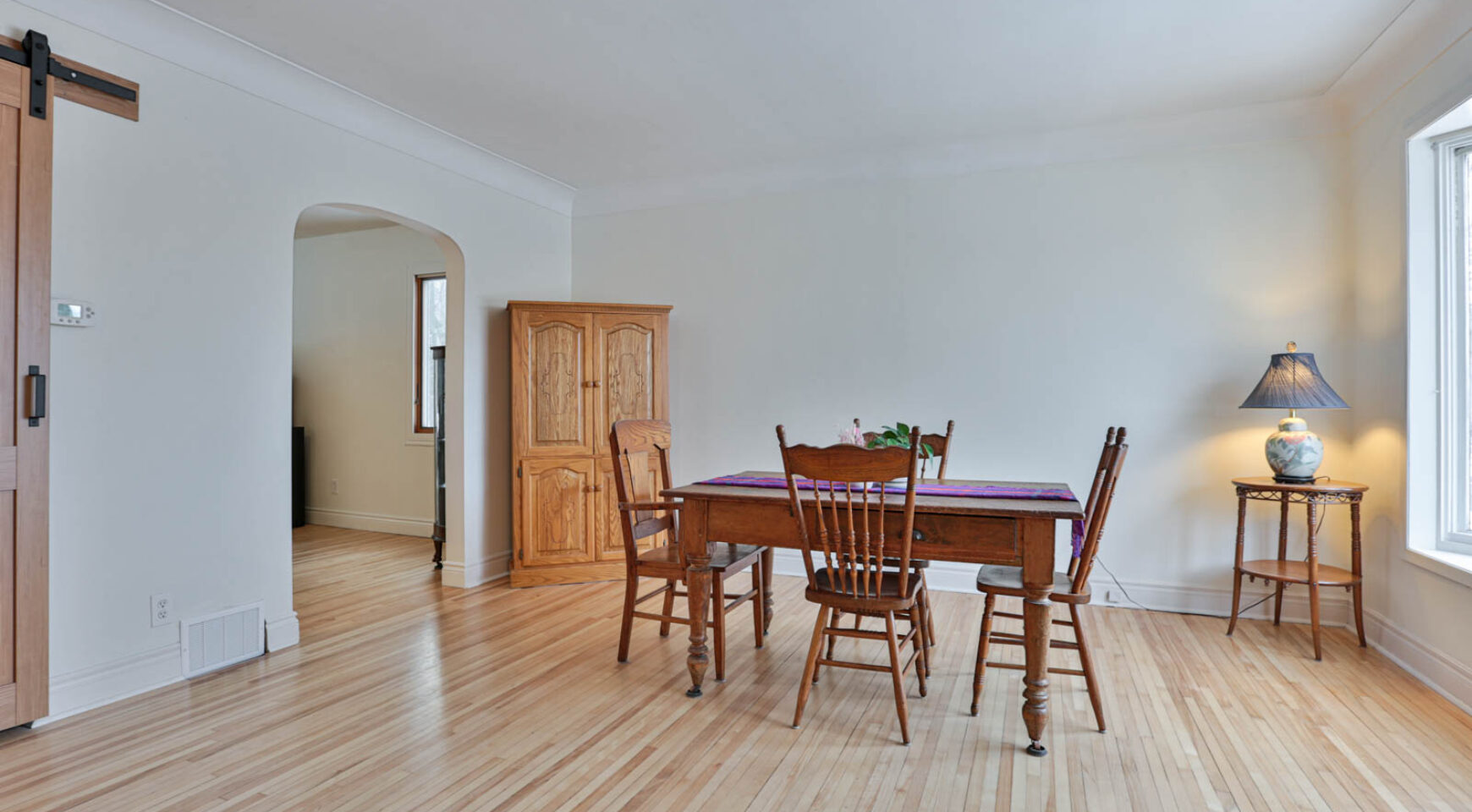 110 Oakhill Dr., Brantford, ON. Nadene Aasla