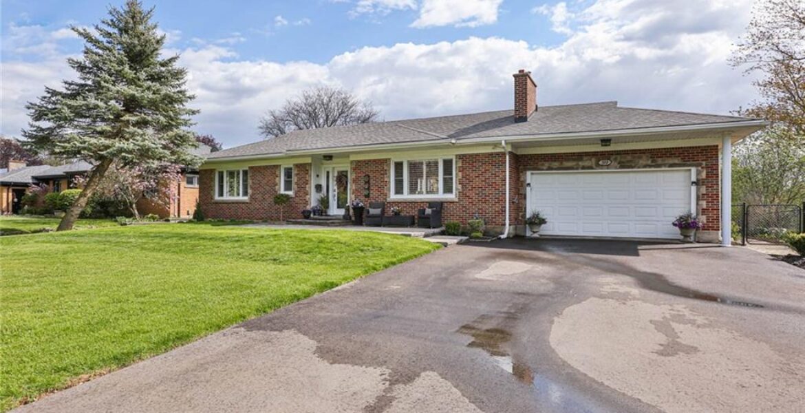 59 TUTELA HEIGHTS Road, Brantford, Ontario N3T 1A4 Nadene Aasla
