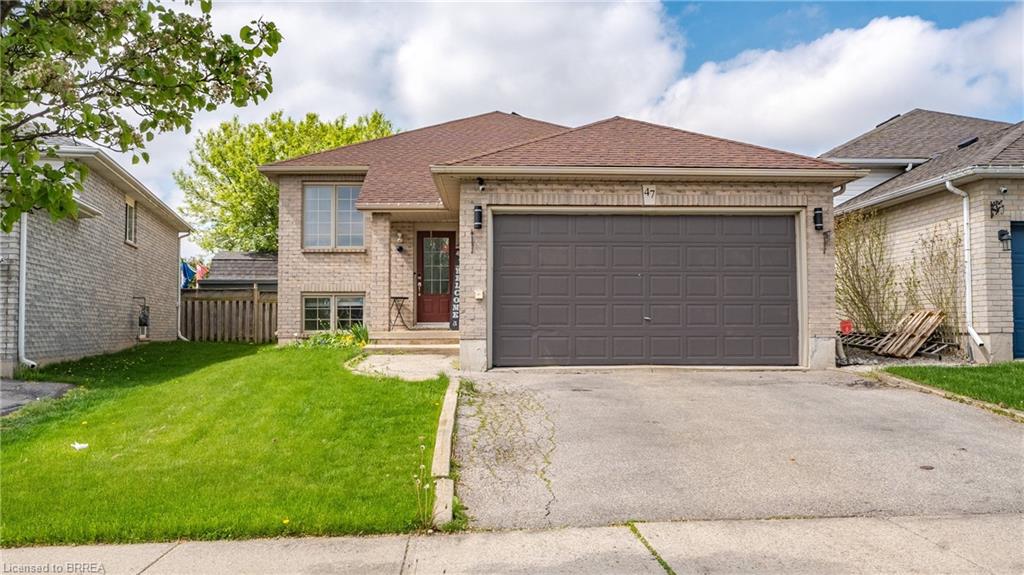 Spacious 4-Bedroom Raised Bungalow in West Brant – 47 Brewster Way, Brantford