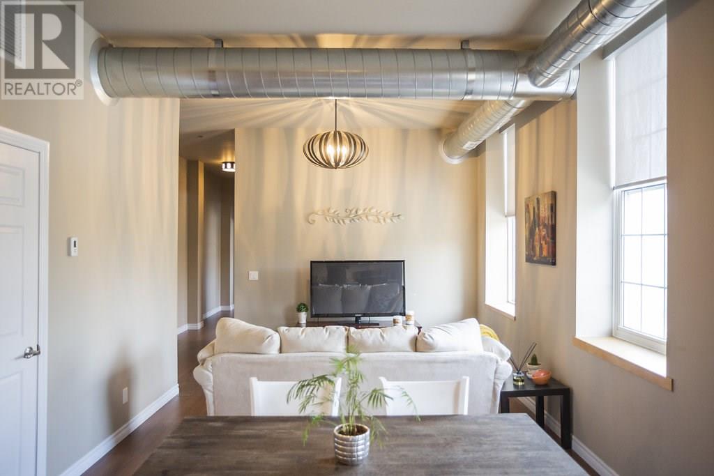 303 140 West River Street, Paris, Ontario N3L 3E2 (19325902) Nadene